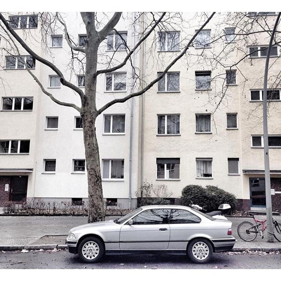 Vintage Photograph - Bmw 323i Coupé

#berlin #schöneberg by Berlinspotting BrlnSpttng