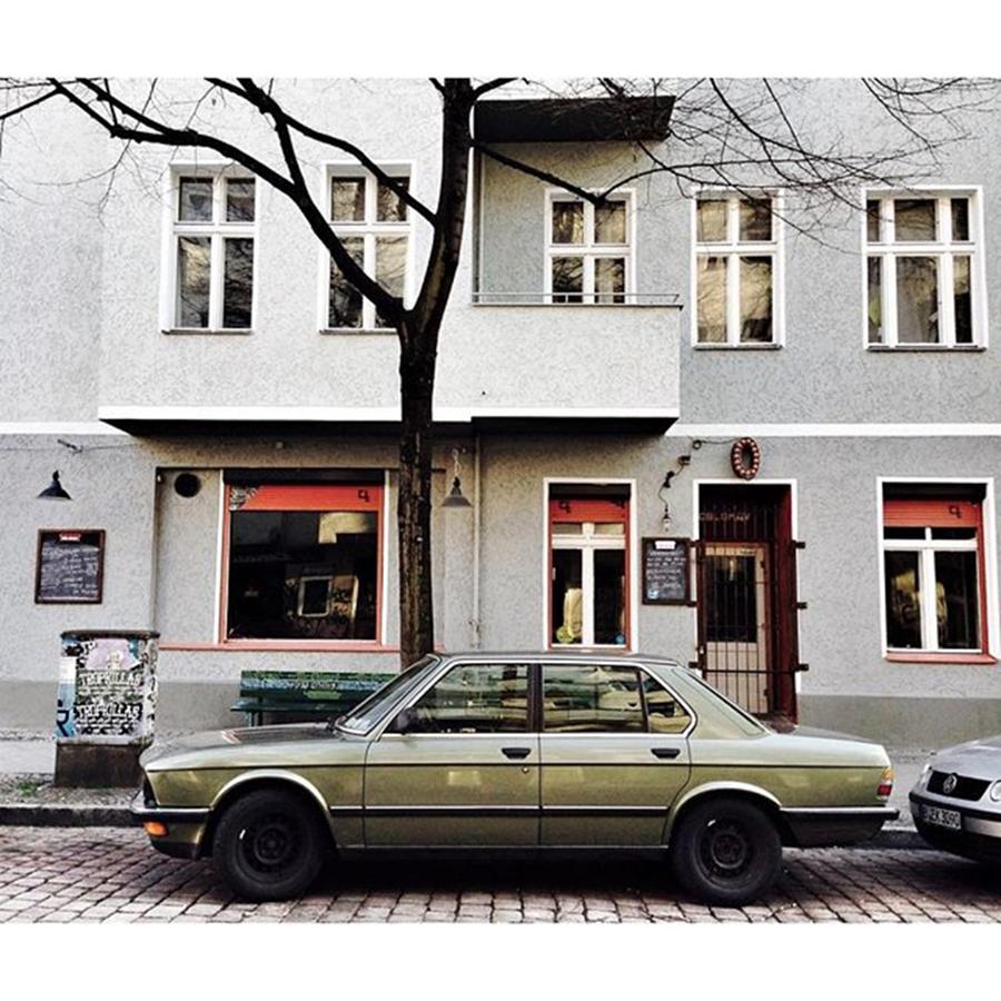 Car Photograph - Bmw 528i

#berlin #neukölln #street by Berlinspotting BrlnSpttng