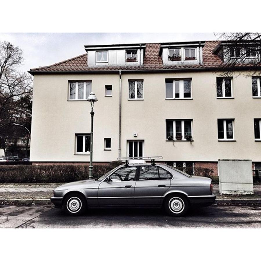 Vintage Photograph - Bmw 535i

#berlin #wilmersdorf by Berlinspotting BrlnSpttng