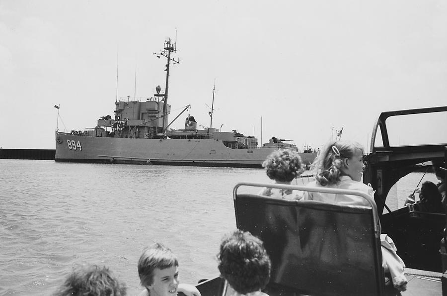 Wendella Boat Scene From 1962 Photograph by Chicago and North Western Historical Society
