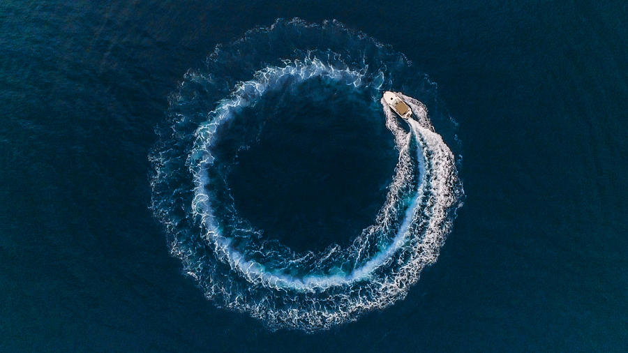 Boat spin Photograph by Chris Thodd - Fine Art America