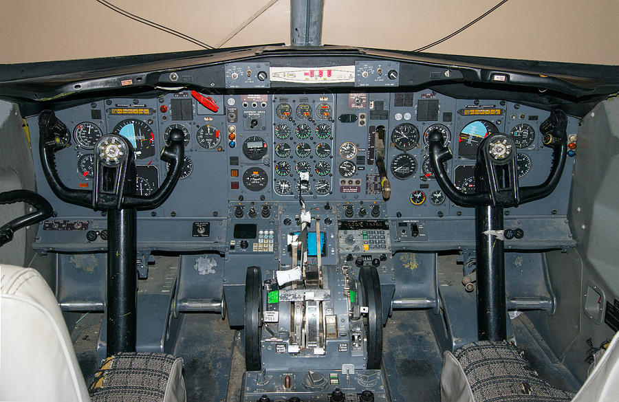 Boeing 727 Cockpit Anchorage Aviation Museum Alaska Photograph By Timothy Wildey Pixels 7425