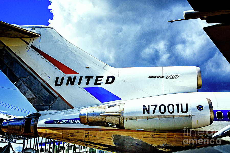 Boeing 727 Engines Photograph by Rick Bragan