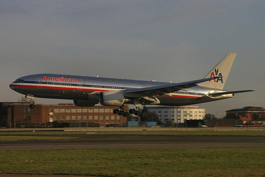 Boeing 777 of American Airlines Photograph by Tim Beach