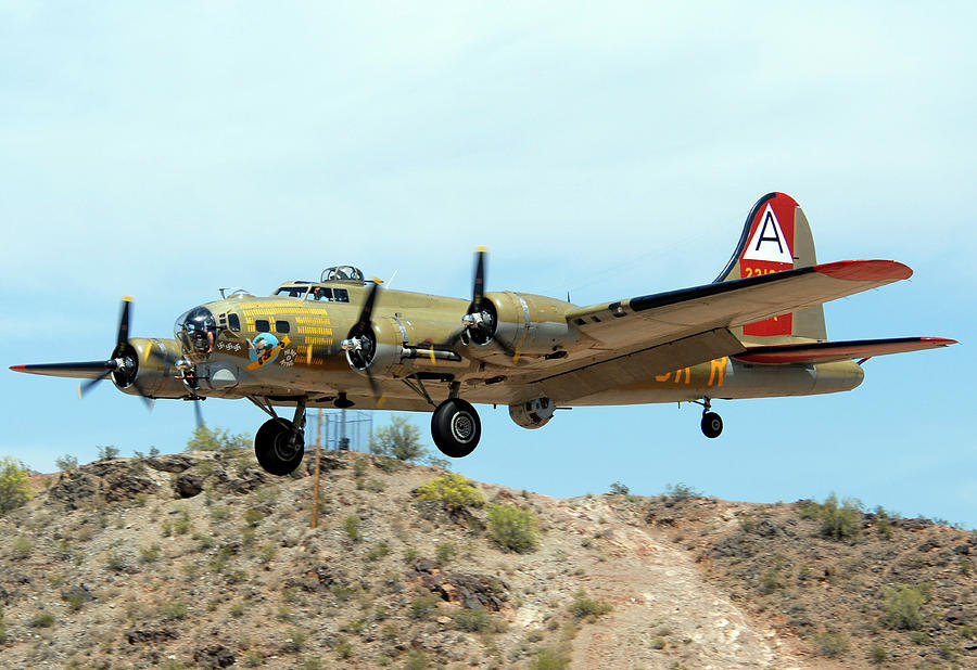 Boeing B 17g Flying Fortress N Nine O Nine Deer Valley Arizona April 11 Photograph By Brian Lockett