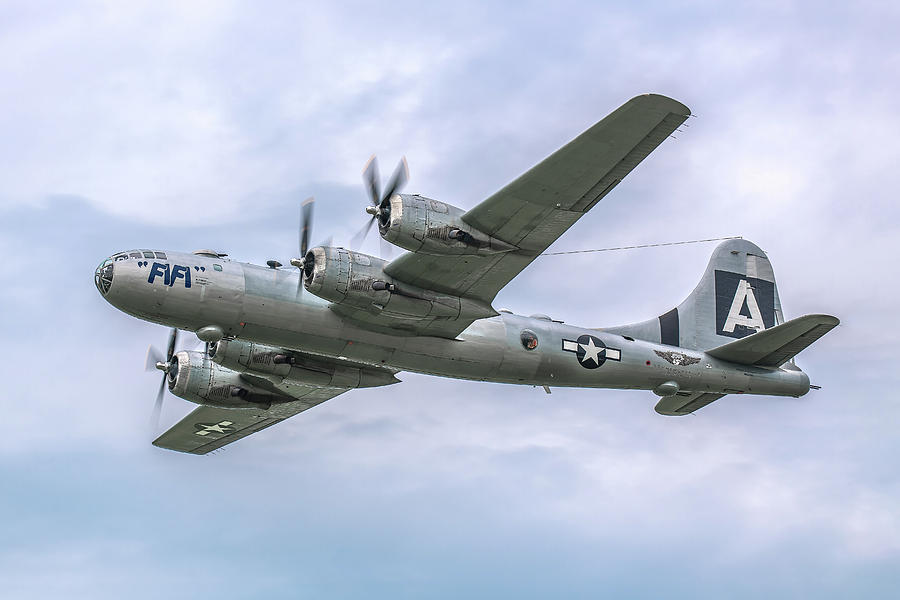 Boeing B-29 Superfortress Fifi In Flight Photograph By Bill Lindsay ...