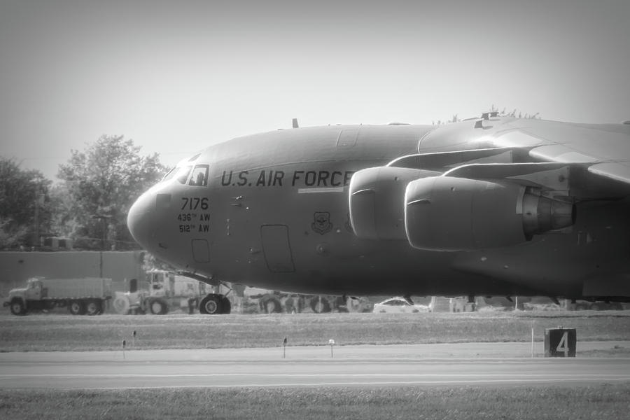 Boeing C-17 Globemaster III Photograph by Guy Whiteley