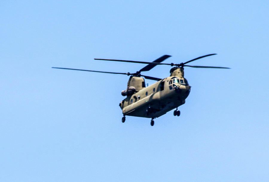 Boeing CH 47 Chinook Photograph by William E Rogers