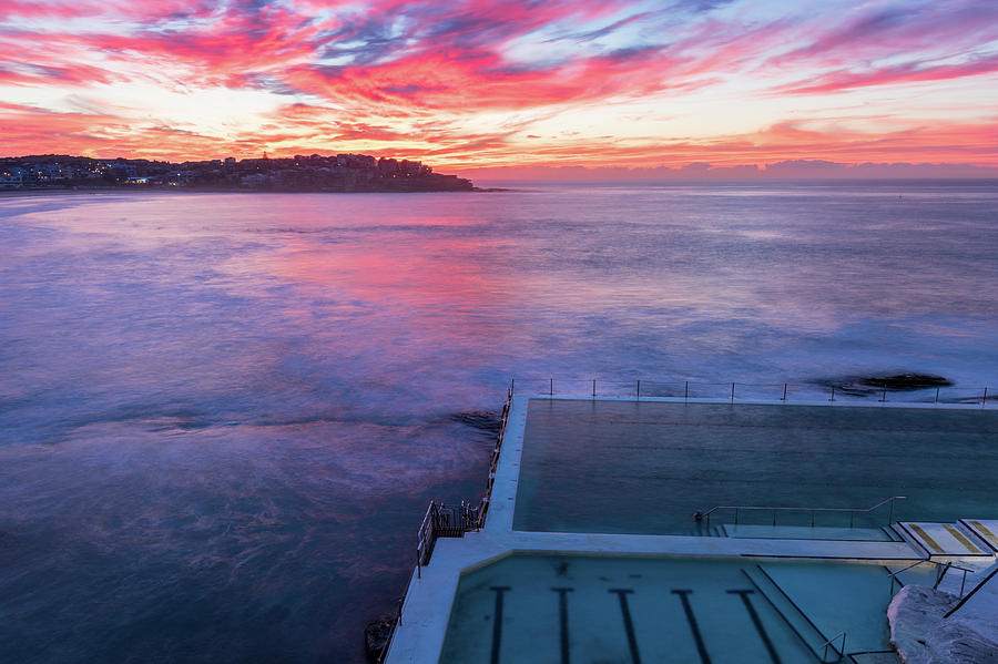 Bondi Beach Sunrise Photograph By Duncan Struthers