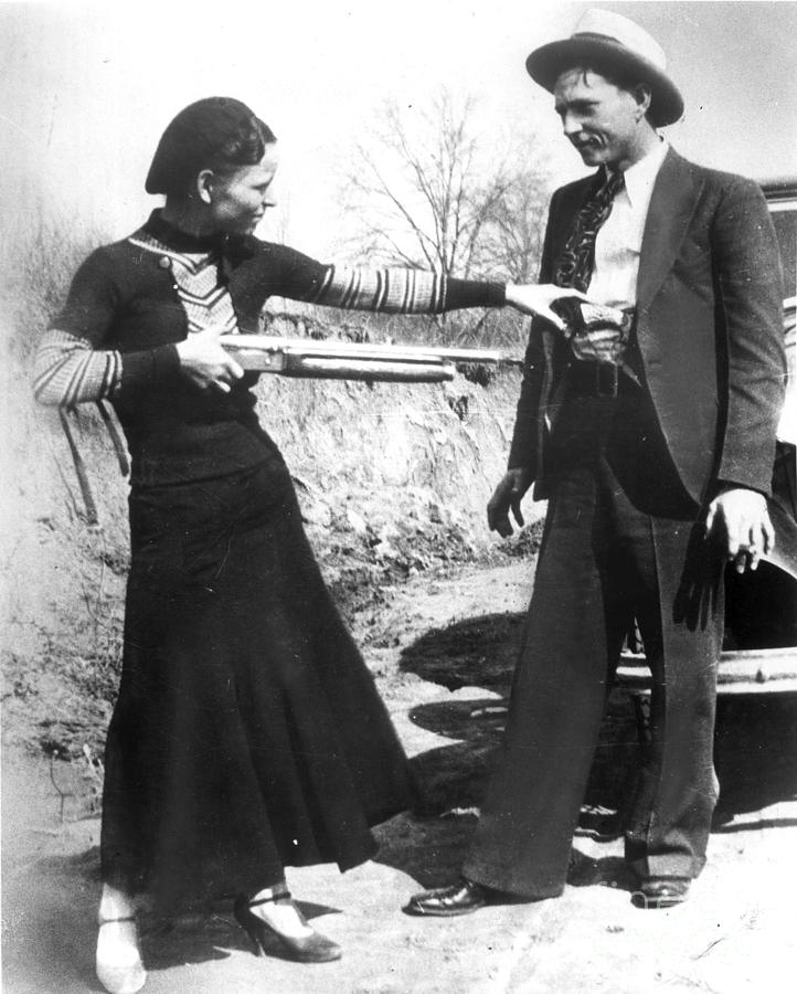 Bonnie And Clyde, 1933 Photograph by Granger