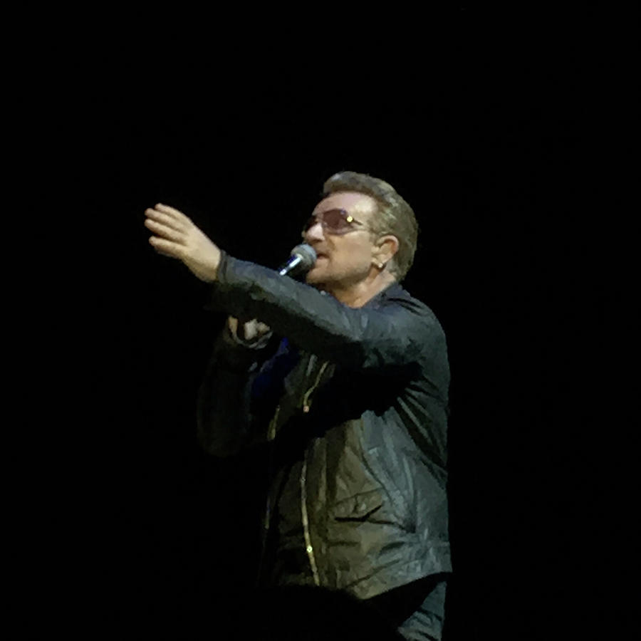 Bono Photograph - Bono - In Concert At London by Doc Braham