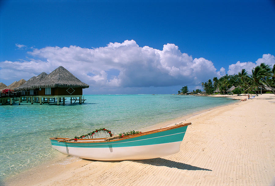 Beach Photograph - Bora Bora, Hotel Moana by Greg Vaughn - Printscapes