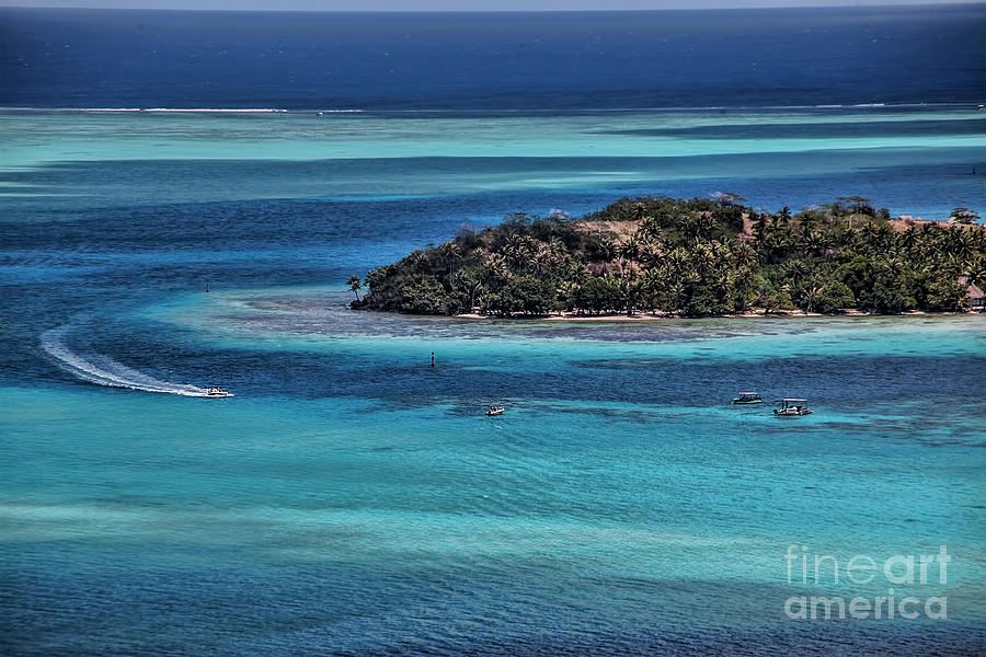 Bora Bora Photograph by Shirley Mangini