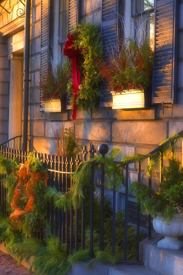Boston Holiday Doorstep Photograph by Joann Vitali