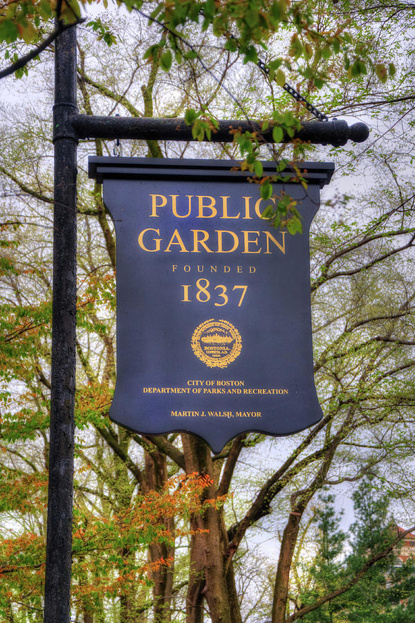 Boston Public Garden Sign Photograph by Joann Vitali