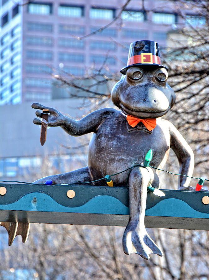 Boston Thanksgiving Pilgrim Frog Photograph by Mike Martin