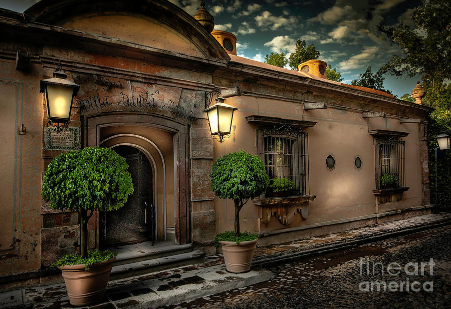 Boutique Hotel by Barry Weiss Boutique Hotel by Barry Weiss