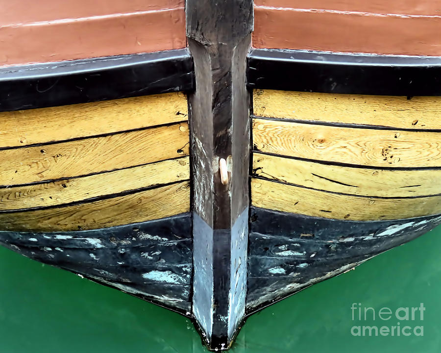 Bow of the Elizabeth Tilley Photograph by Janice Drew