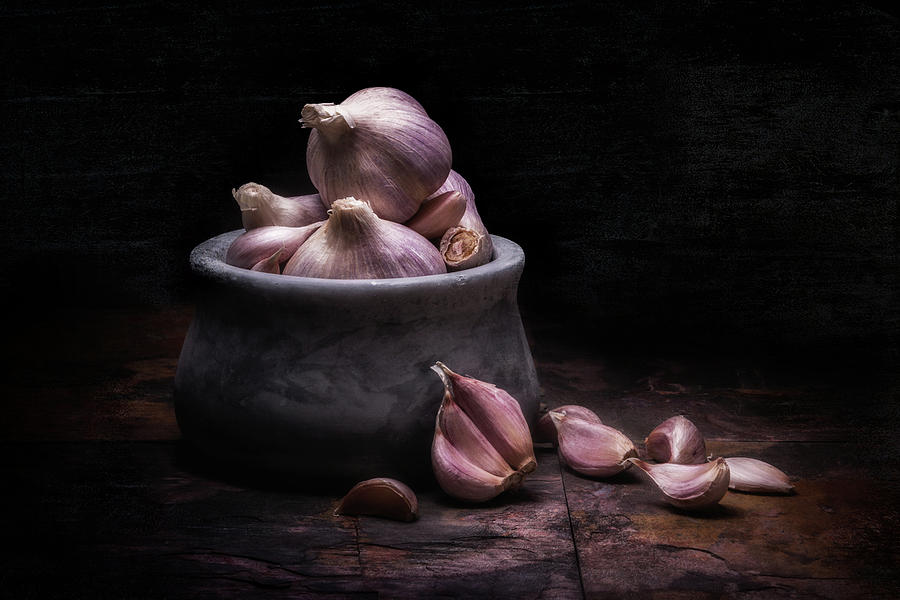 Still Life Photograph - Bowl of Garlic by Tom Mc Nemar