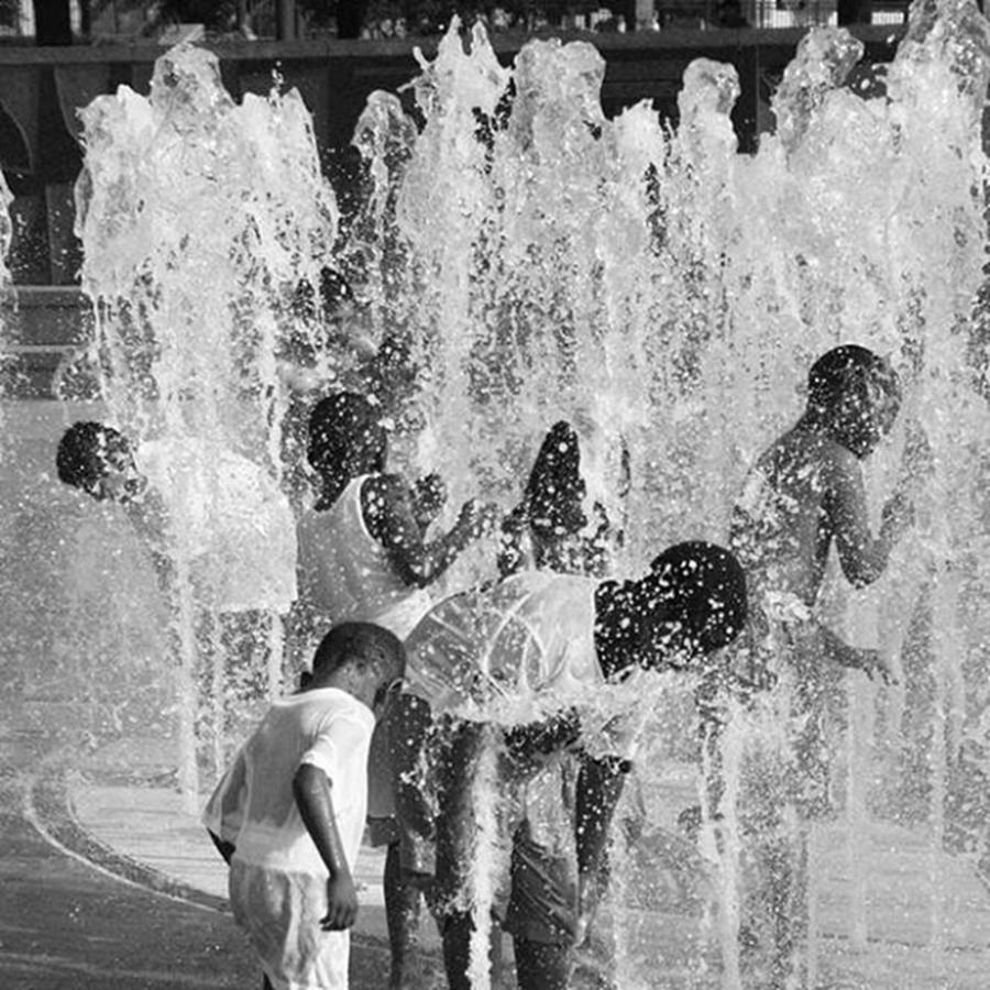 Bnw Photograph - Boys In Fountain by Adam Graser