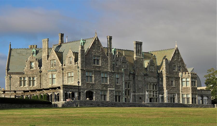 Branford House, Uconn Avery Point Photograph by JP Morris - Fine Art ...