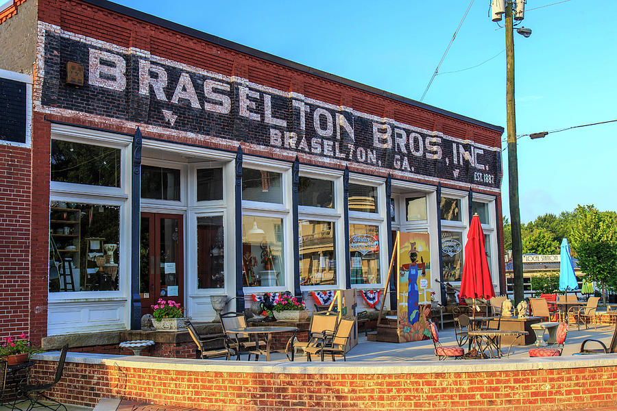 Braselton Bros Inc. Store Front Photograph by Doug Camara