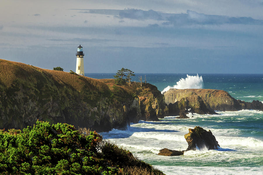 Breaking Waves At Yaquina Head Lighthouse Photograph by James Eddy