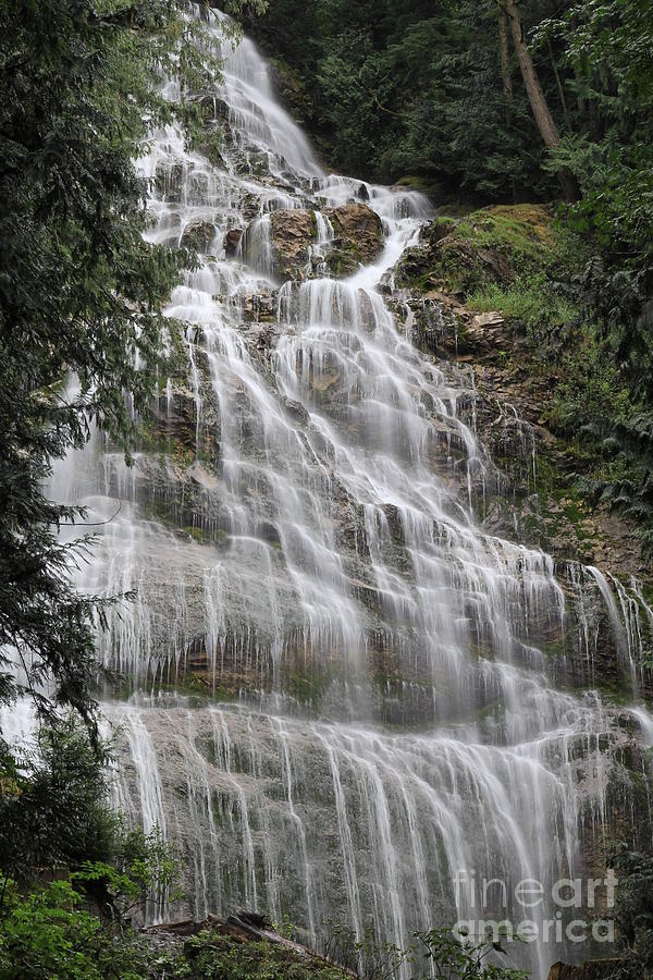 Bridal Veil Falls Photograph by Eva Lechner