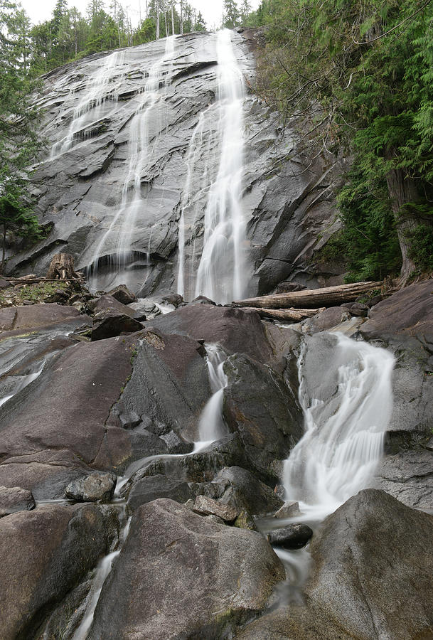 Bridal Veil Falls Photograph by Jeff Swan