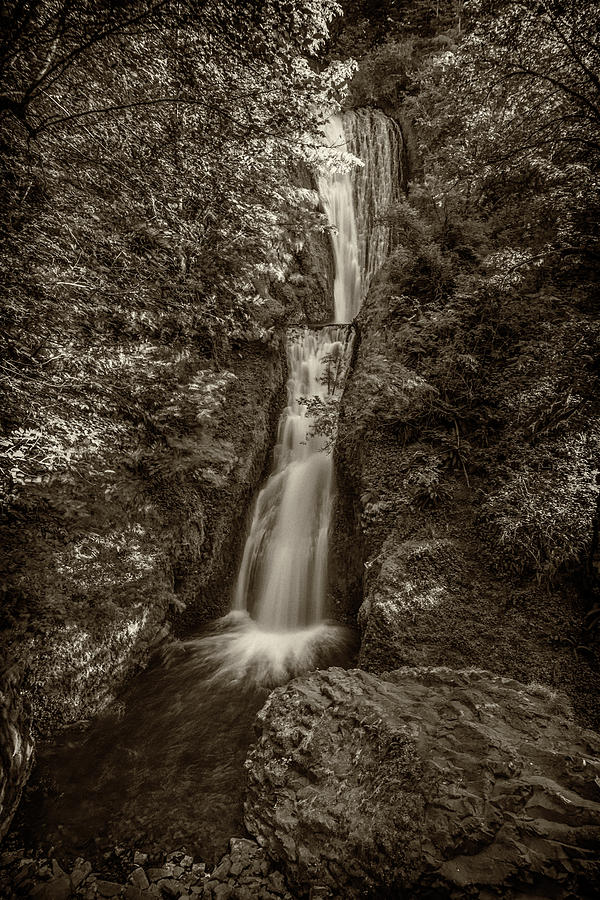 Waterfall Photograph - Bridal Veil Falls Oregon Monotone DSC05423 by Greg Kluempers