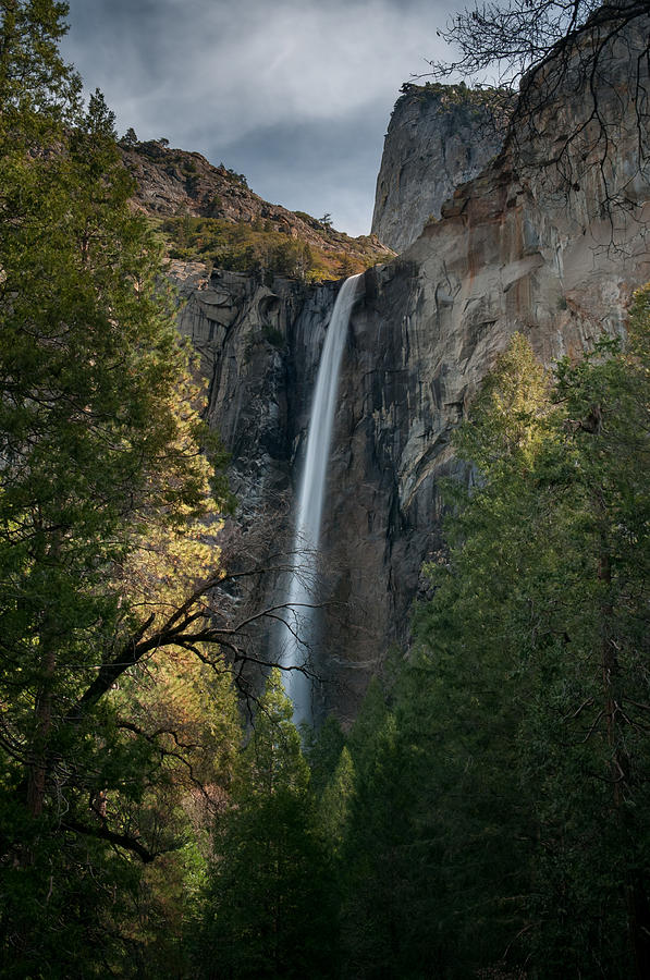 Yosemite National Park Photograph - Bridal Veil Falls by Ralph Vazquez