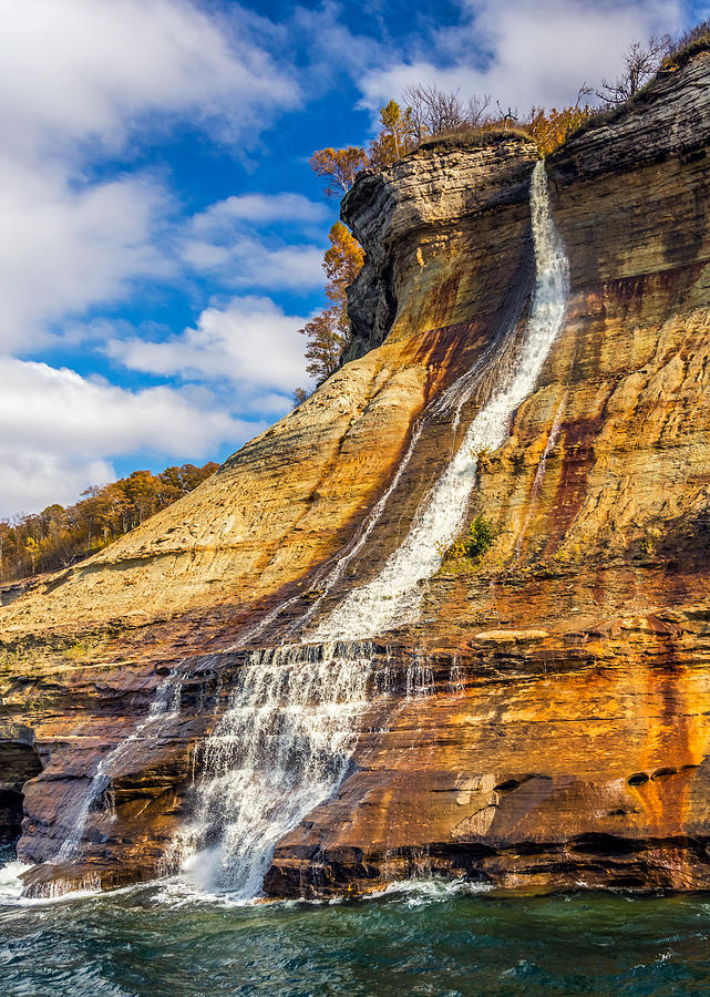 Waterfall Photograph - Bridalveil Falls by Lonnie Paulson