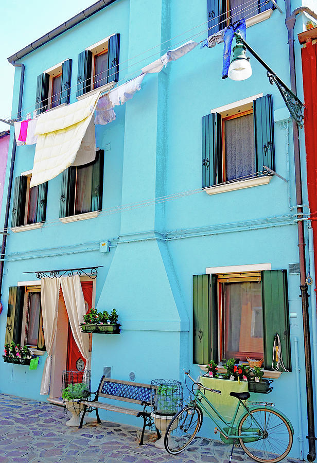 Brightly Colored House And Beautiful Scene On The Island Of Burano, Italy Photograph by Rick Rosenshein