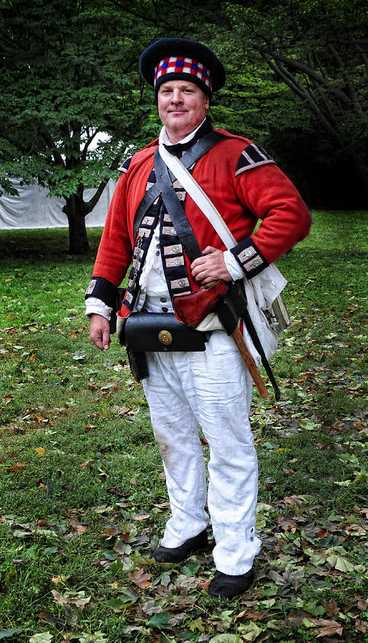 British Highlander American Revolution Photograph by Dave Mills