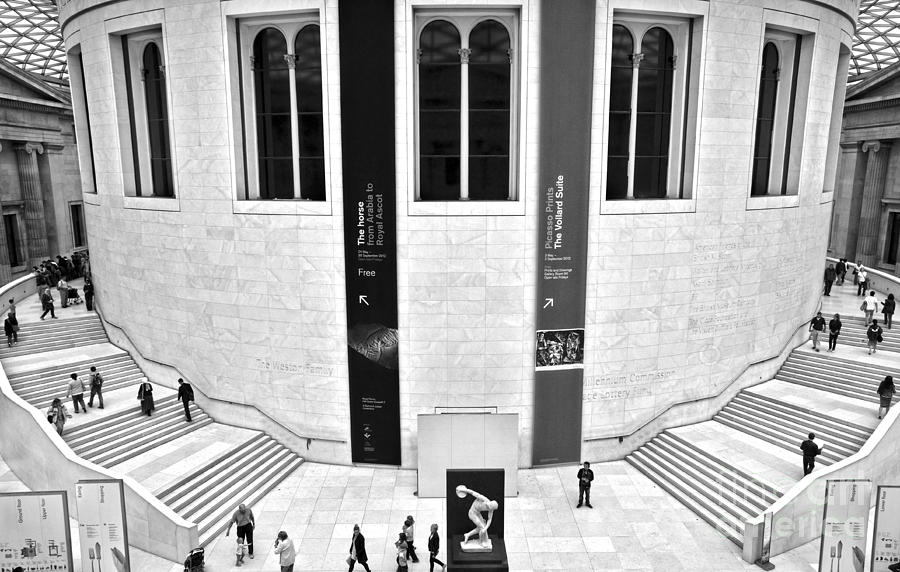 Black And White Photograph - British Museum Great Court Uptairs by RicardMN Photography