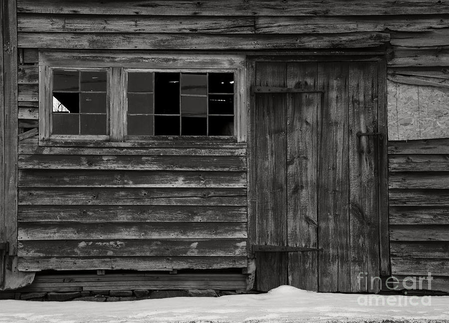 Broad side of a Barn II Photograph by Debra Fedchin