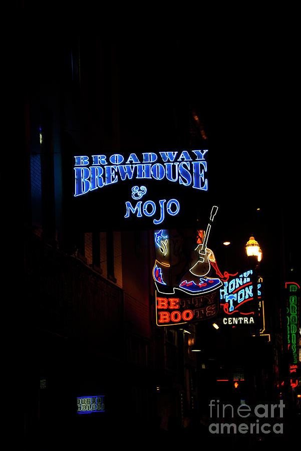 Broadway Brewhouse Photograph by David Bearden