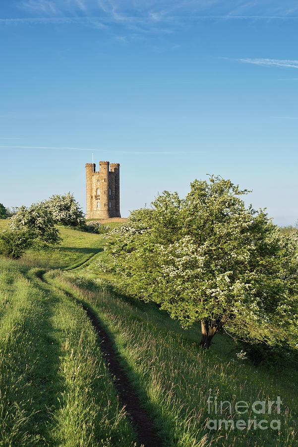 Broadway Tower Along The Cotswold Way Photograph by Tim Gainey