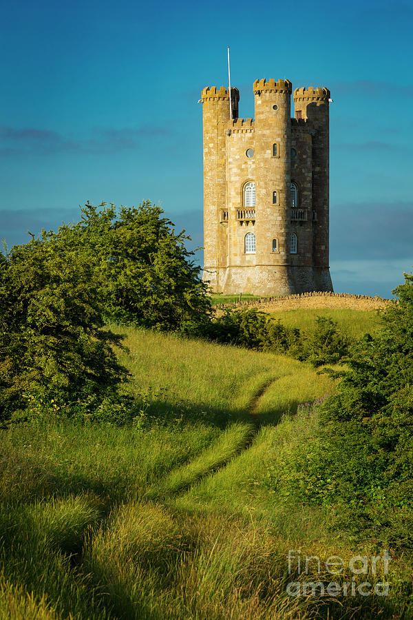 Broadway Tower Morning Photograph by Brian Jannsen