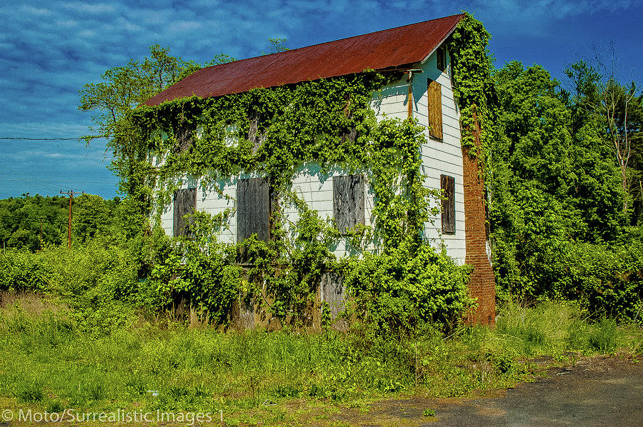 Old House Photograph - Brokedown Palace by Nicholas Costanzo