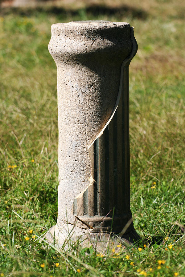 Pedestal Photograph - Broken Pedestal by William Selander