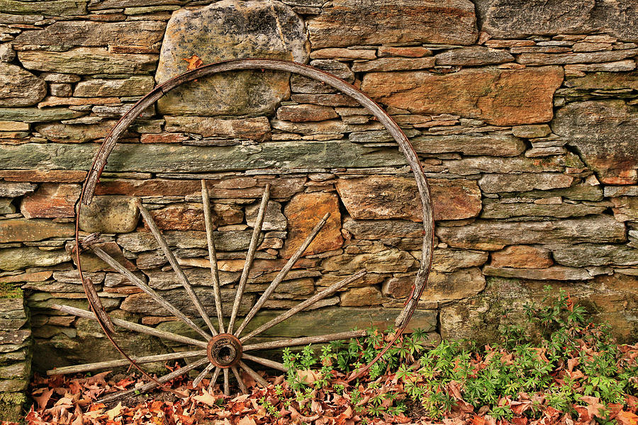 Broken Wagon Wheel Photograph by Allen Beatty