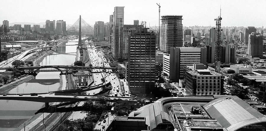 Brooklin Sao Paulo Photograph by Ross Henton