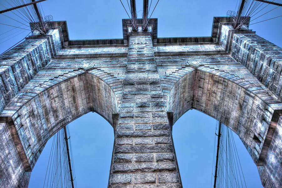 Brooklyn Bridge Photograph - Brooklyn Bridge Arch Close Up by Randy Aveille