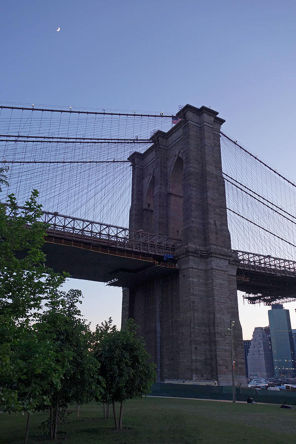 Brooklyn Bridge Empire Fulton Ferry Park Photograph by Toby McGuire
