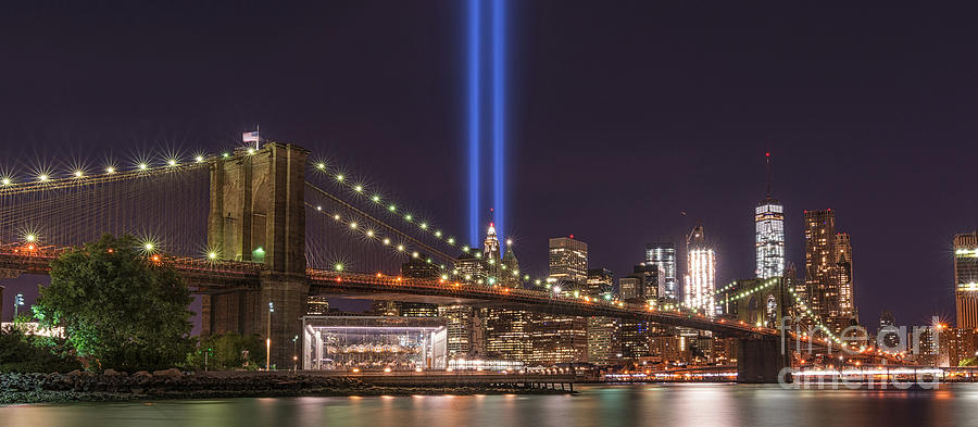 Brooklyn Bridge Photograph - Brooklyn Bridge Tribute In Light by Michael Ver Sprill