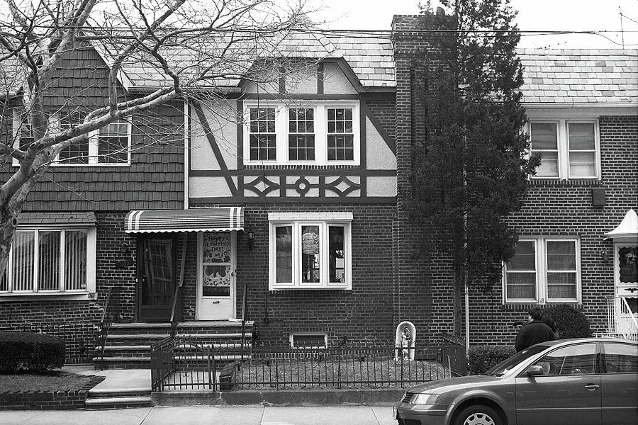 Brooklyn House 2001 BW #4 Photograph by Frank Romeo