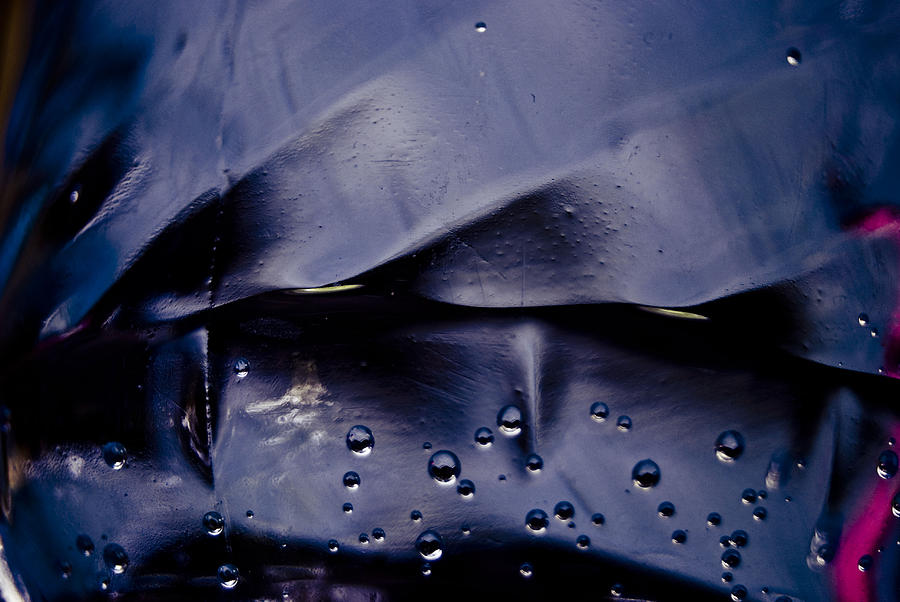 Abstract Photograph - Bubbles 01 by Grebo Gray