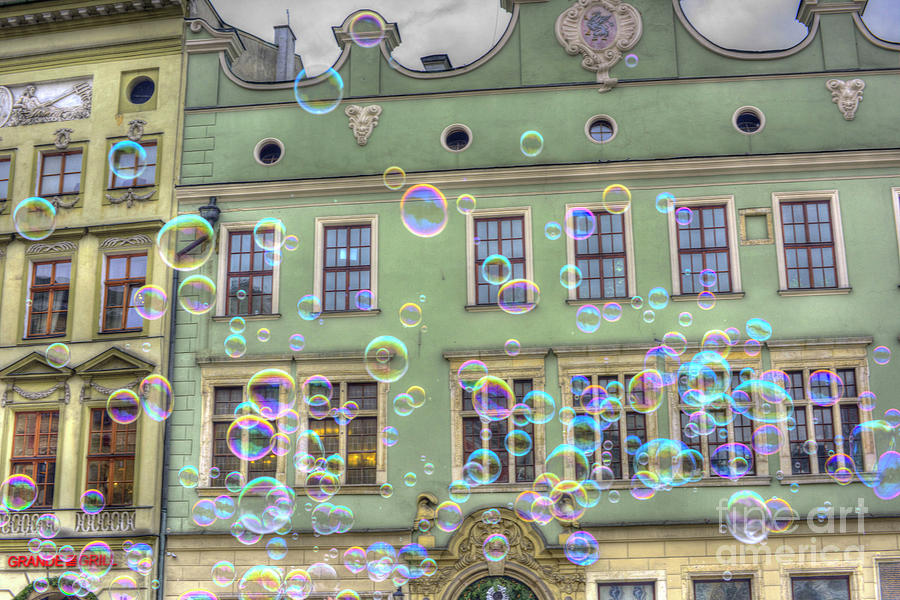 Bubbles in the city Photograph by Juli Scalzi