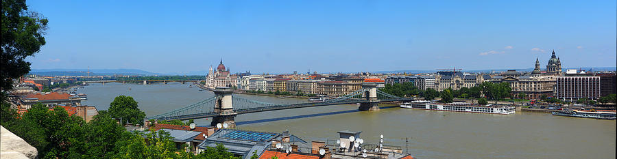 Budapest Chain Bridge Photograph by C H Apperson